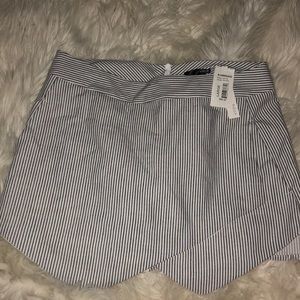 asymmetrical striped shorts